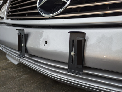 "PlateMate" Kennzeichenhalter für Mercedes Benz R129 SL500 SL320 W129 C129 A1298850581 vorn