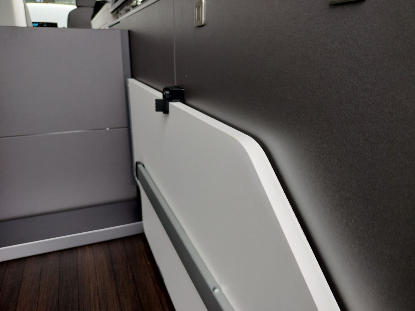 "Table Stable" Tischhalter Fixierungs-Set für VW Crafter Grand California 600 680 Komplettset