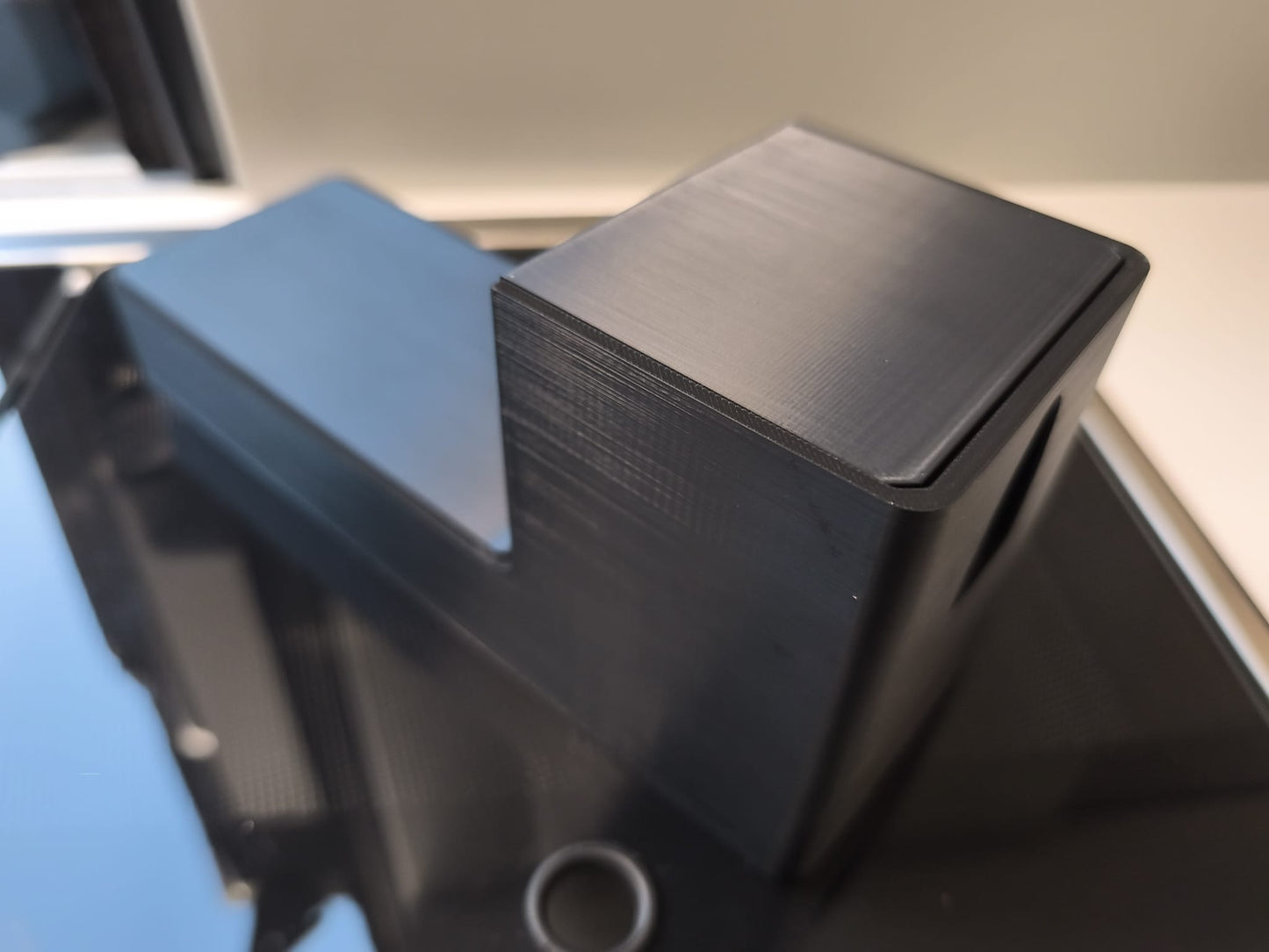 "Slide-n-Hide" Ausziehfach Ablage in Küchenzeile für VW Volkswagen Crafter Grand California 680