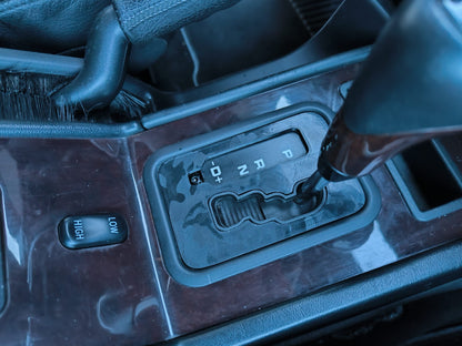 Cover für Wählhebel Schaltkulisse Mercedes W463 G500L G320 AMG A1632670188