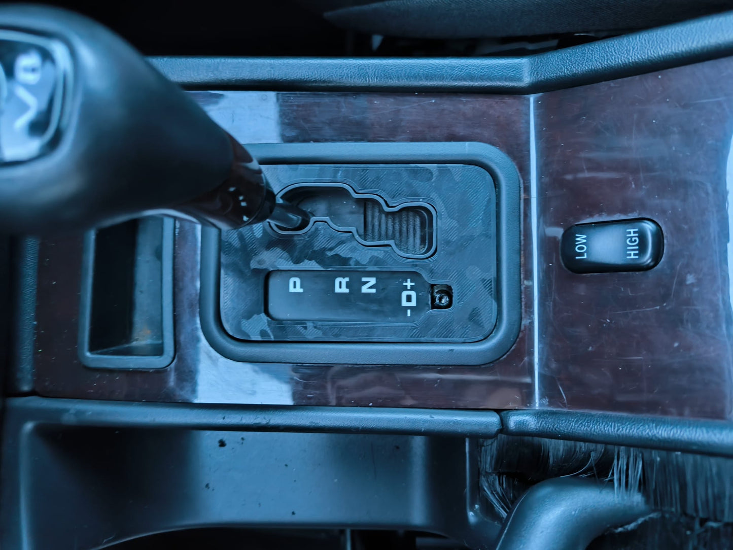 Cover für Wählhebel Schaltkulisse Mercedes W463 G500L G320 AMG A1632670188