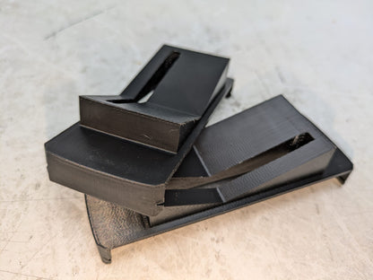 "PlateMate" Kennzeichenhalter für Mercedes Benz R129 SL500 SL320 W129 C129 A1298850581 vorn