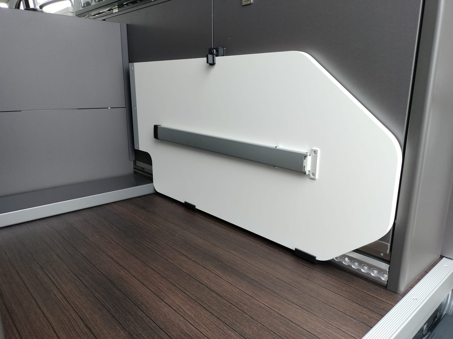 "Table Stable" Tischhalter Fixierungs-Set für VW Crafter Grand California 600 680 Komplettset