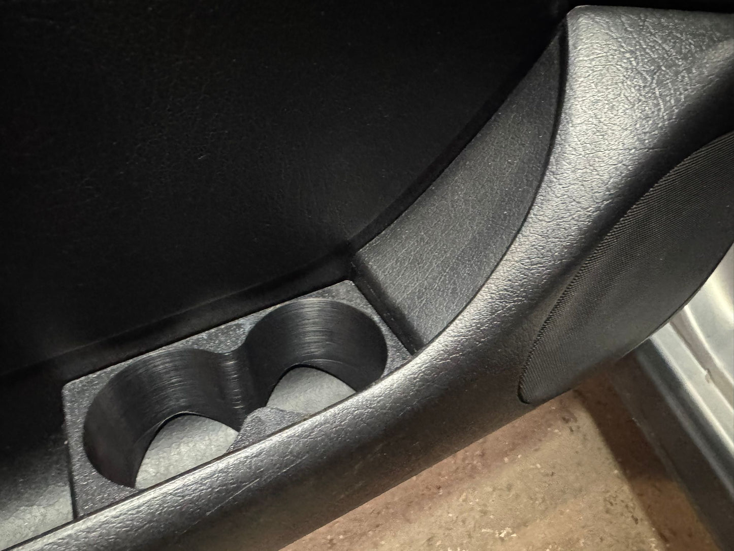 “Doorway to Drinks" Cupholder Einsatz Becherhalter für VW Golf 3 III VR6 GTI G60 16V 1.8 2.0
