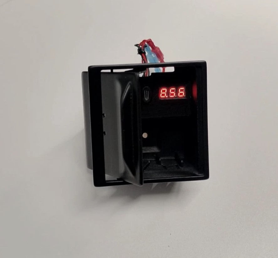 Ashtray-Upgrade für Ferrari F430 F360 mit Batterieanzeige und 2x USB-C