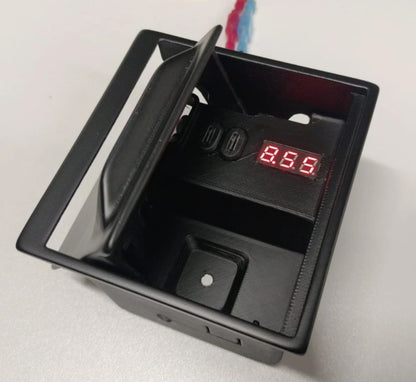 Ashtray-Upgrade für Ferrari F430 F360 mit Batterieanzeige und 2x USB-C