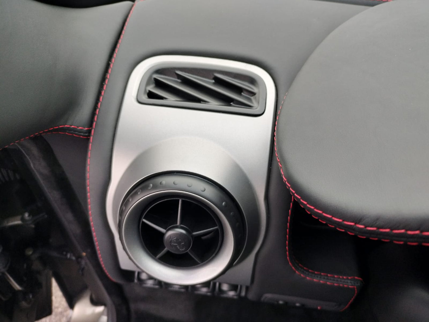 Lüfterdüse Einsatz Air Vent für Ferrari F430 Rechts Links Set Nachfertigung Düse