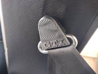 "Rabbit-Hole-Cover" Abdeckungen für die Gurthalter beim Golf 1 MK1 mit "GTi" Schriftzug