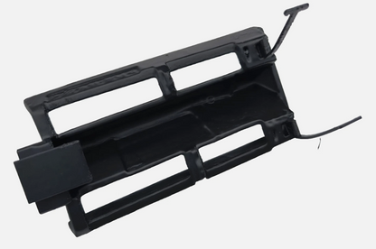 Tow Hook Cover in AMG Stoßstange für Mercedes Benz W124 C124