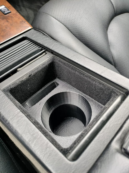 "Sip-n-Scroll" Mini Cupholder Becherhalter Getränkehalter für Mercedes R129 SL 500 320 300 73 AMG in Vließeinsatz