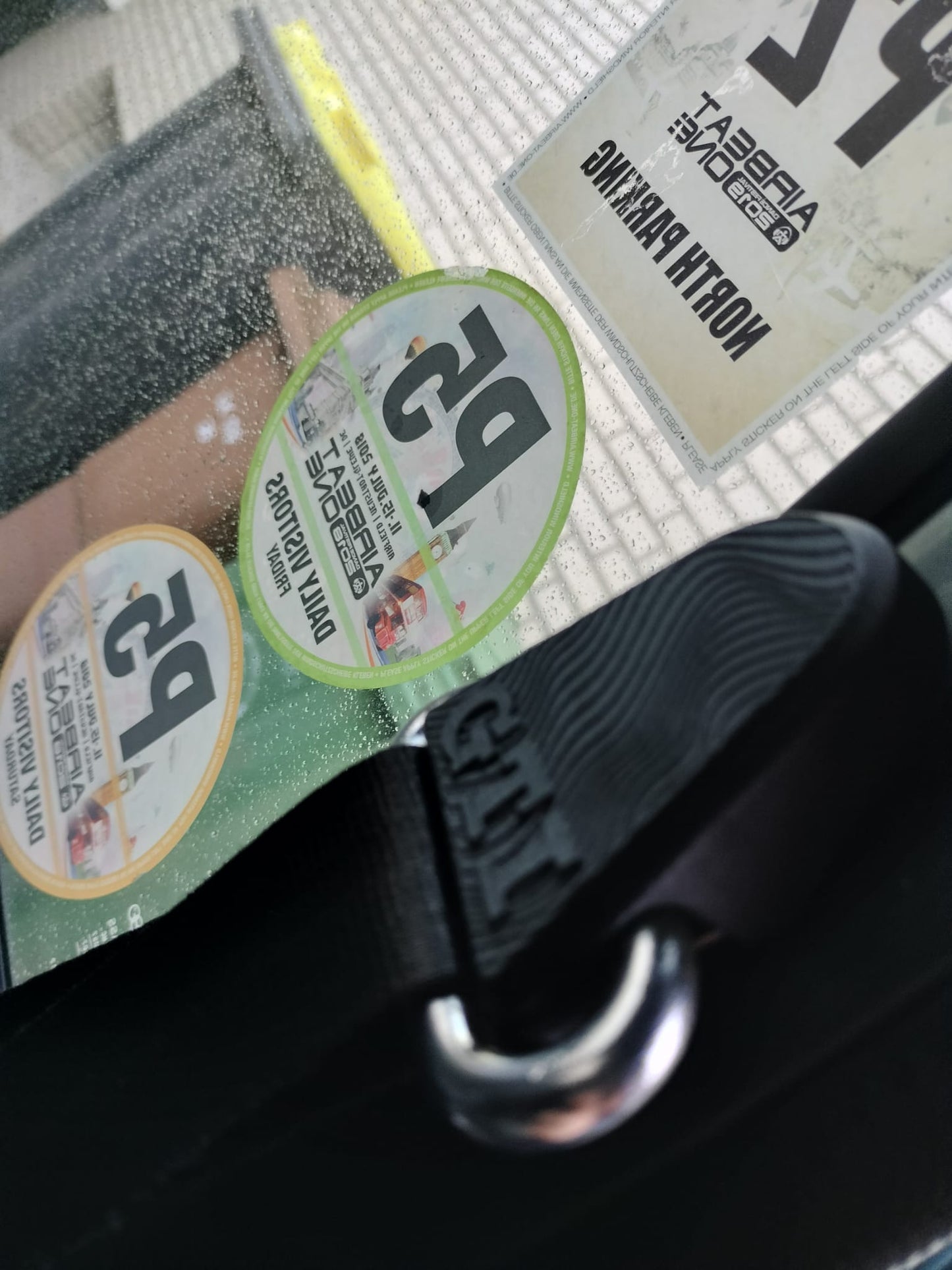 "Rabbit-Hole-Cover" Abdeckungen für die Gurthalter beim Golf 1 MK1 mit "GTi" Schriftzug