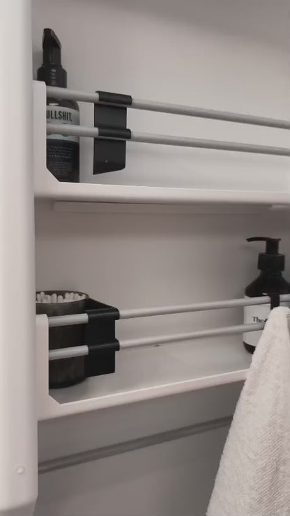 "Bubble-Box" Trenner für das Badregal beim VW Crafter Grand California