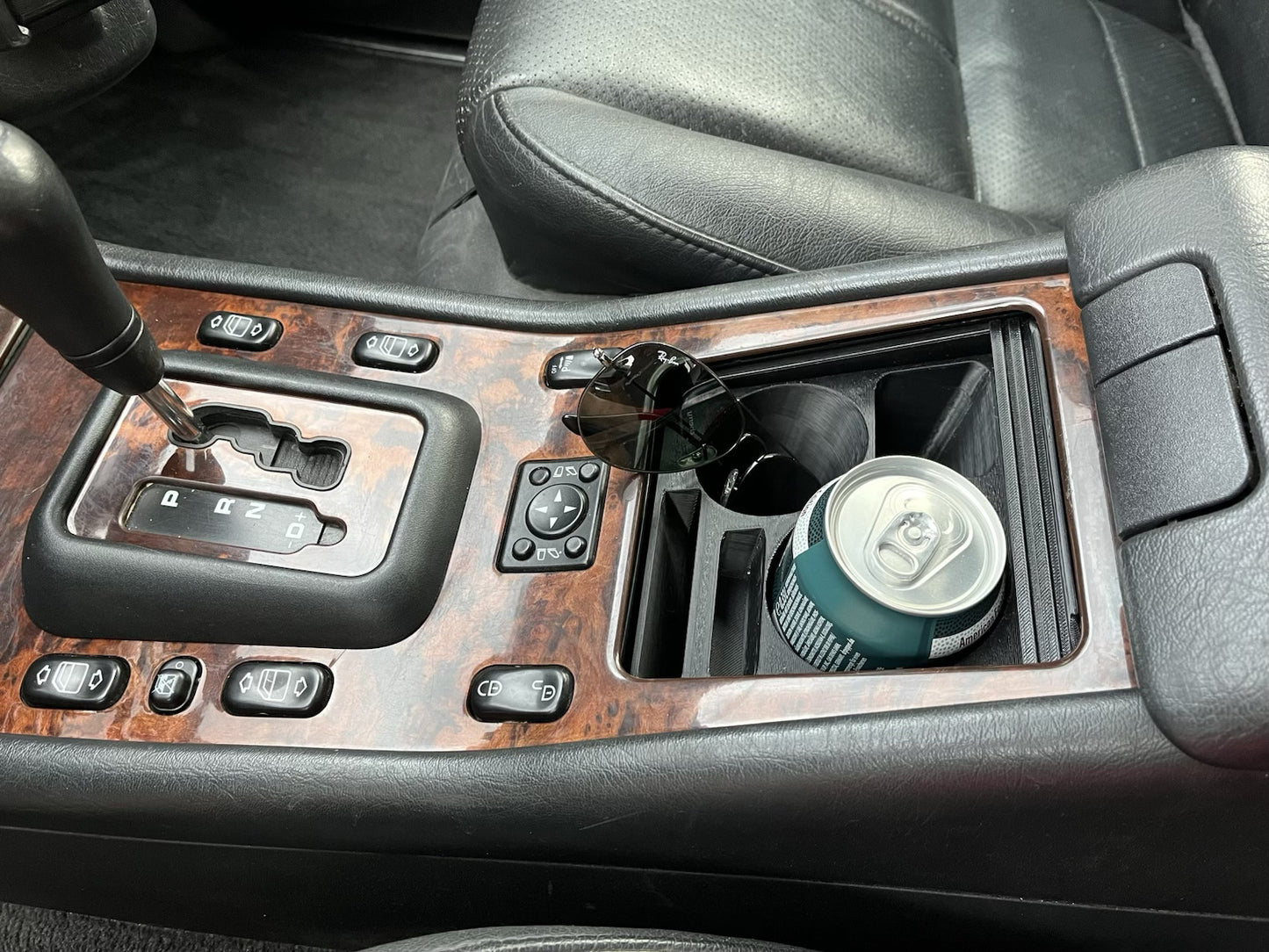 "Cup ’n’ Call" Mittelkonsolen-Einsatz Mercedes W163 ML Becher- & Smartphone-Halterung Organizer