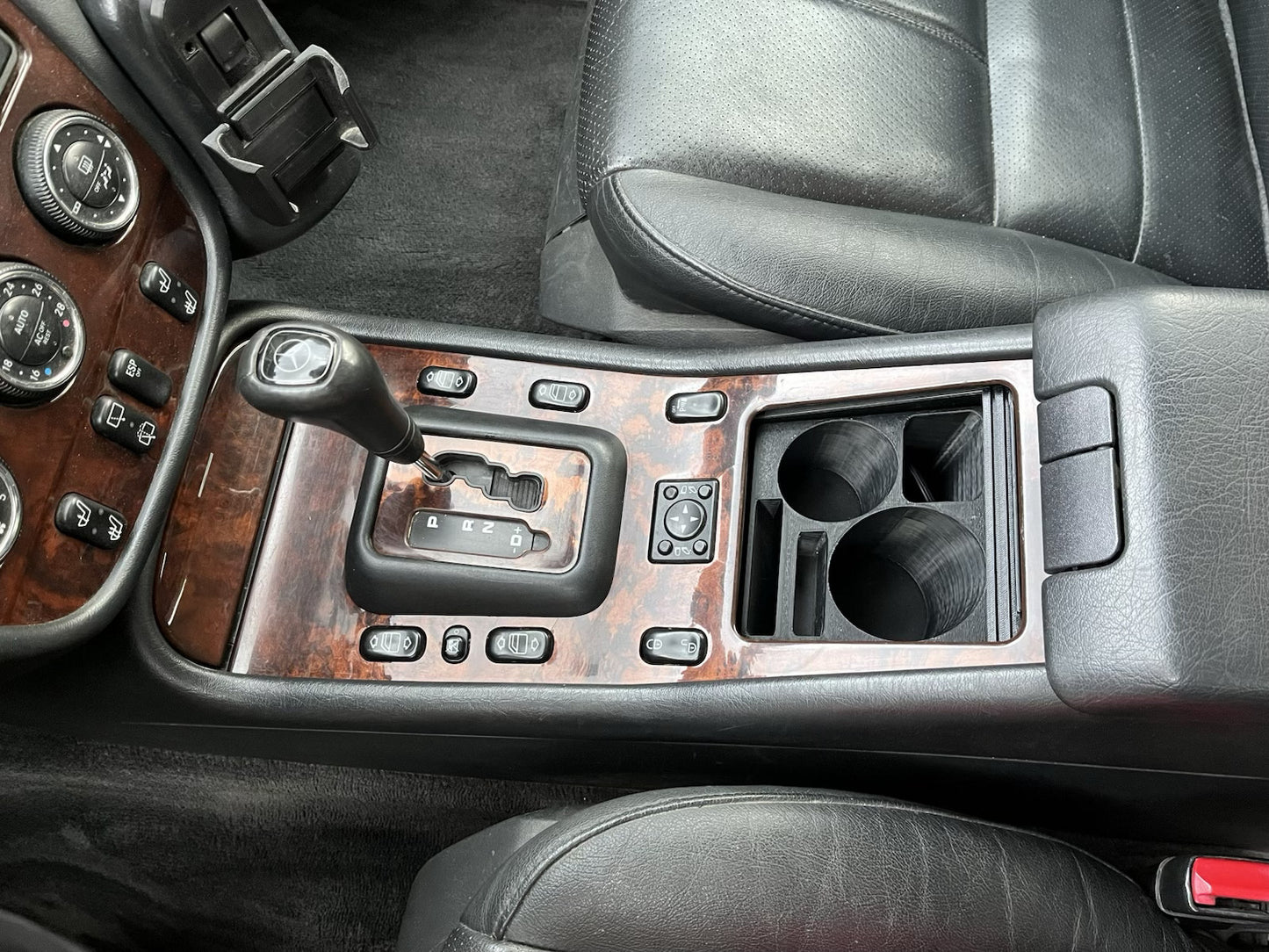 "Cup ’n’ Call" Mittelkonsolen-Einsatz Mercedes W163 ML Becher- & Smartphone-Halterung Organizer